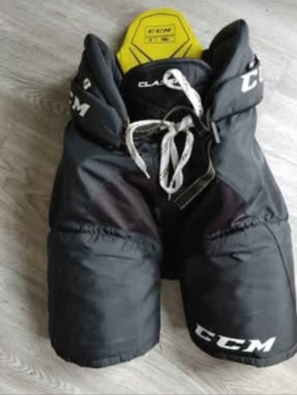 CCM Men's Small Hockey Pants